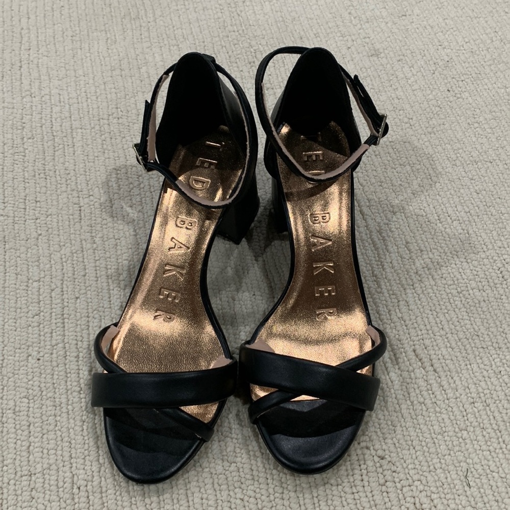 Ted Baker block heel sandals EUC!!